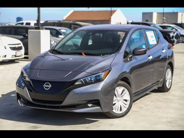 2025 Nissan Leaf S