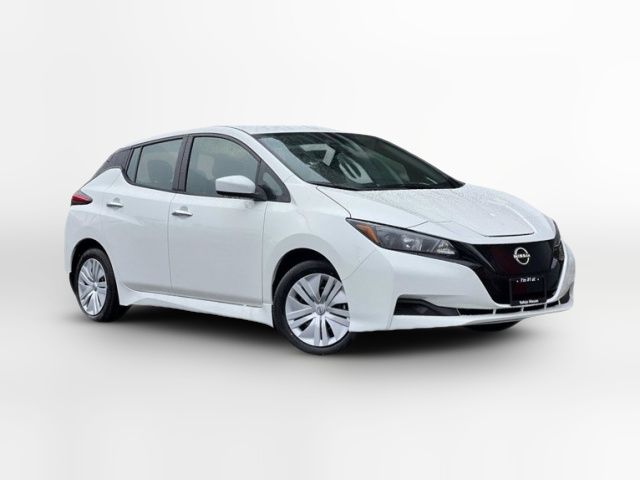 2025 Nissan Leaf S