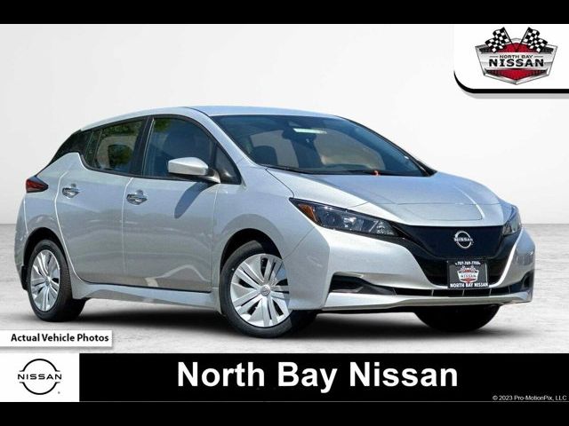 2025 Nissan Leaf S