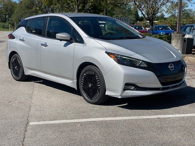 2025 Nissan Leaf SV Plus