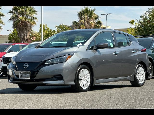 2025 Nissan Leaf S