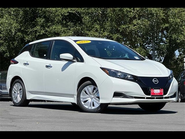 2025 Nissan Leaf S