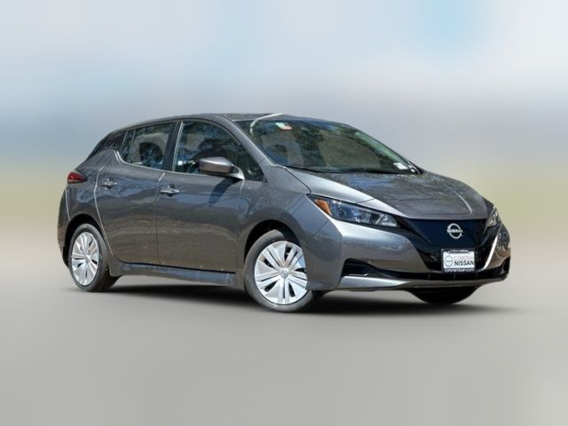 2025 Nissan Leaf S