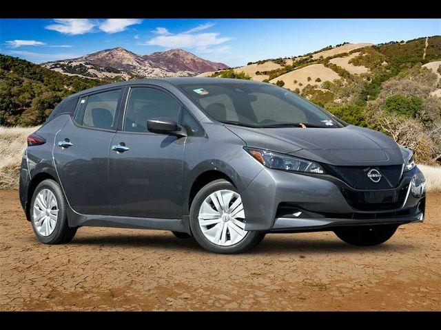 2025 Nissan Leaf S