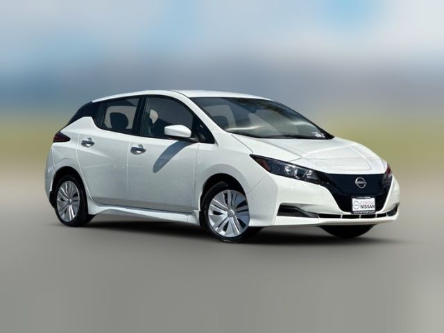 2025 Nissan Leaf S