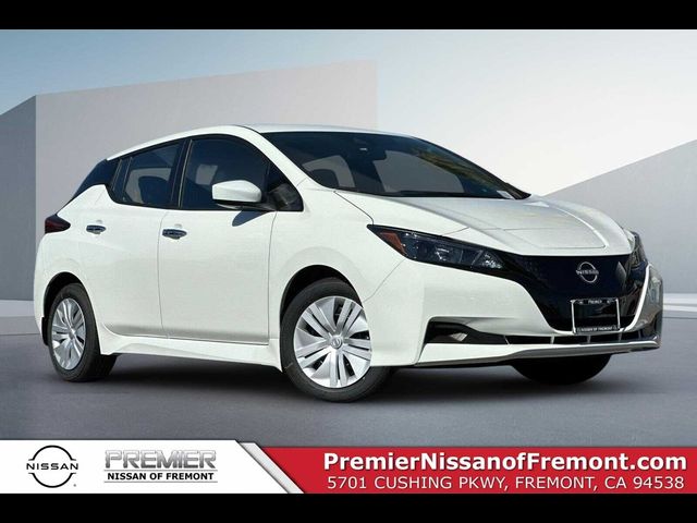 2025 Nissan Leaf S