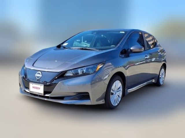 2025 Nissan Leaf S