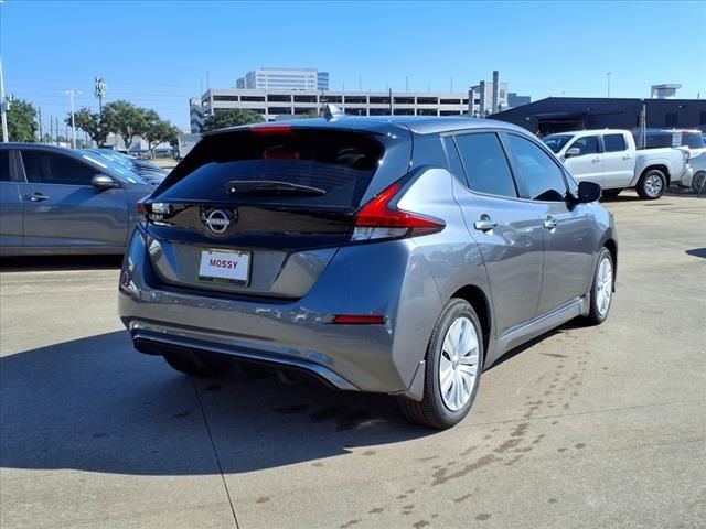 2025 Nissan Leaf S