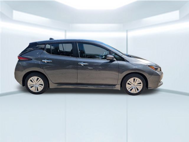 2025 Nissan Leaf S