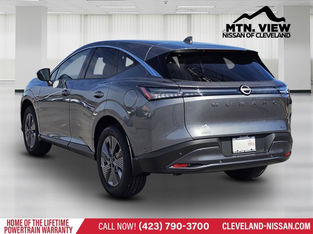 Vehicle image 4 of 19