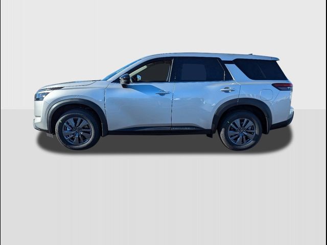 2025 Nissan Pathfinder S