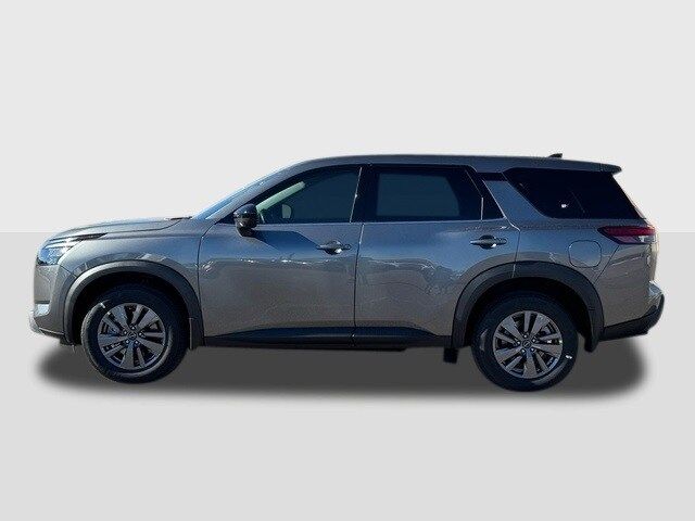 2025 Nissan Pathfinder S