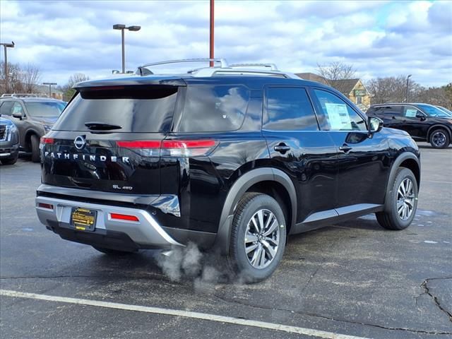 2025 Nissan Pathfinder SL