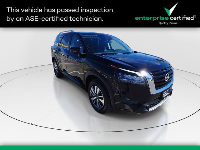 2025 Nissan Pathfinder SL