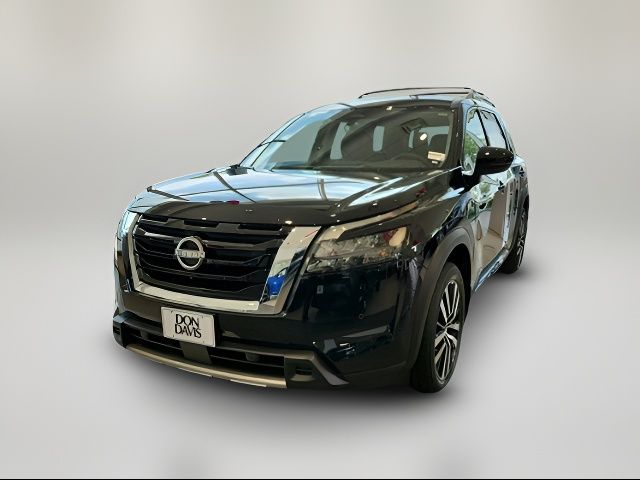 2025 Nissan Pathfinder Platinum