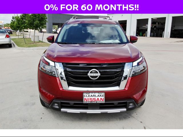 2025 Nissan Pathfinder Platinum