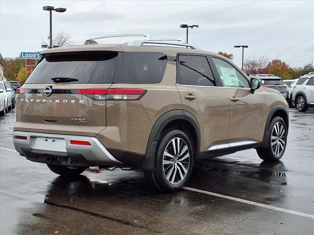 2025 Nissan Pathfinder Platinum