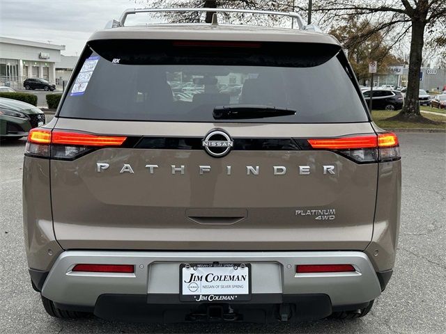 2025 Nissan Pathfinder Platinum