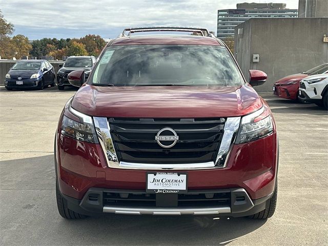 2025 Nissan Pathfinder Platinum