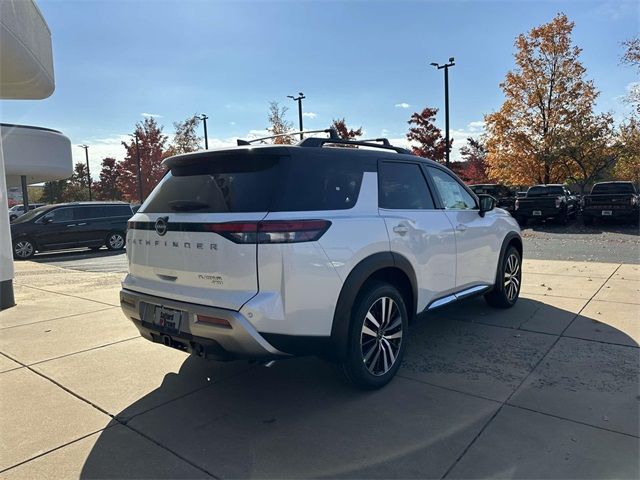 2025 Nissan Pathfinder Platinum