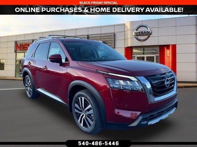 2025 Nissan Pathfinder Platinum