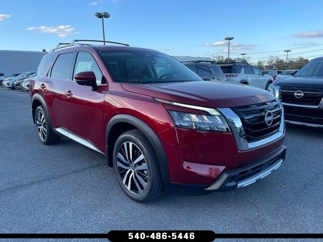 2025 Nissan Pathfinder Platinum