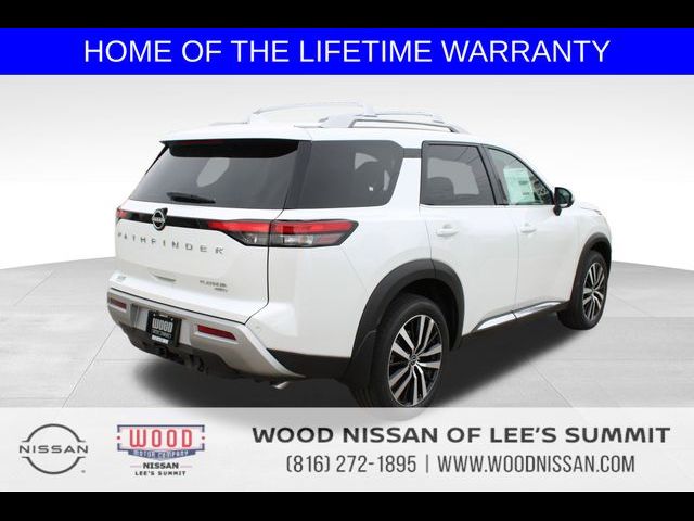 2025 Nissan Pathfinder Platinum