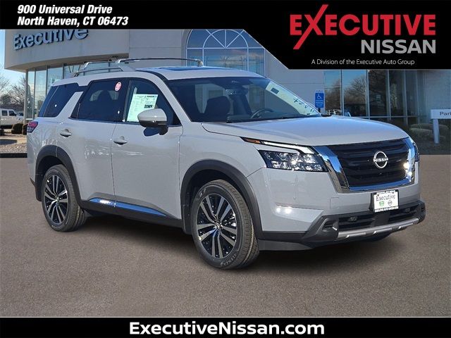 2025 Nissan Pathfinder Platinum