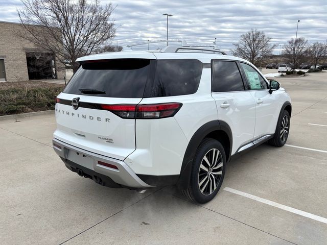 2025 Nissan Pathfinder Platinum