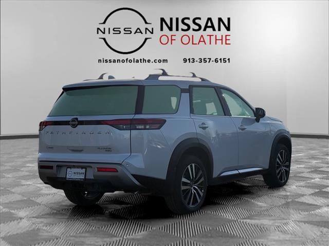 2025 Nissan Pathfinder Platinum