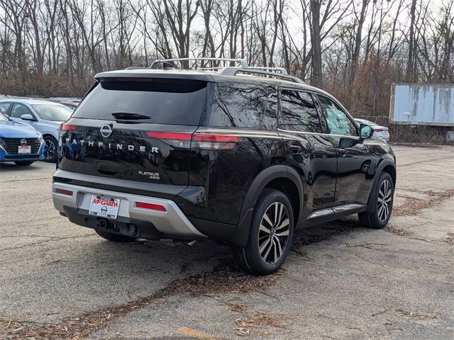 2025 Nissan Pathfinder Platinum