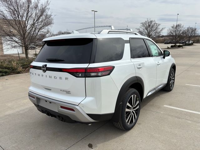 2025 Nissan Pathfinder Platinum