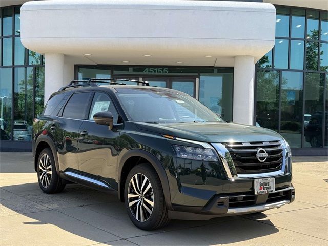 2025 Nissan Pathfinder Platinum