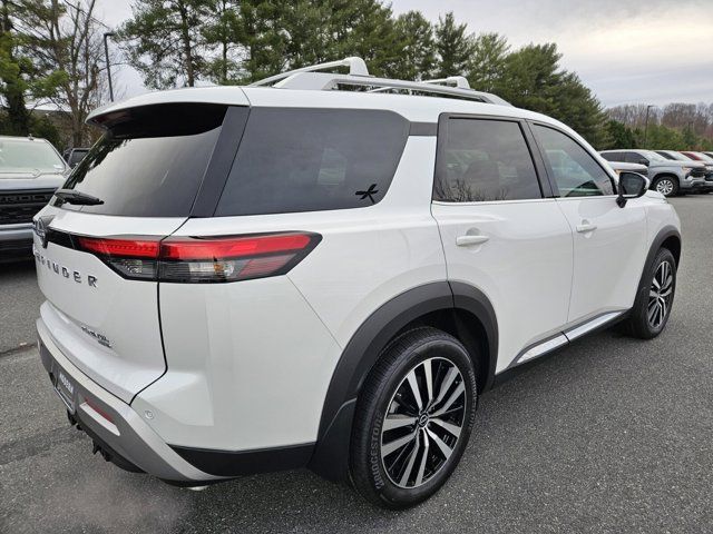 2025 Nissan Pathfinder Platinum