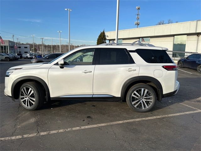 2025 Nissan Pathfinder Platinum