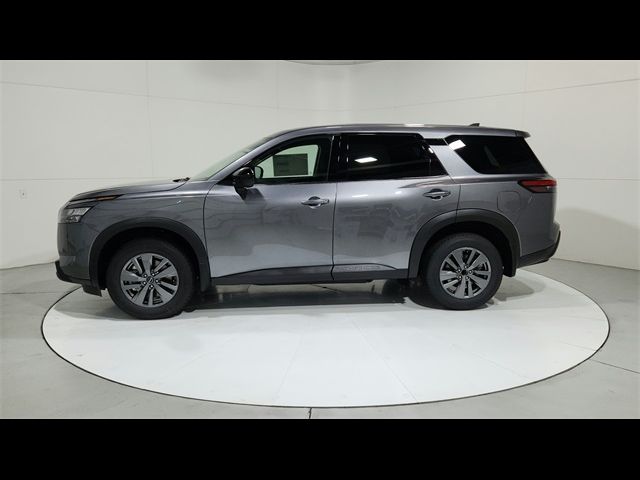 2025 Nissan Pathfinder S