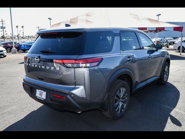 2025 Nissan Pathfinder S