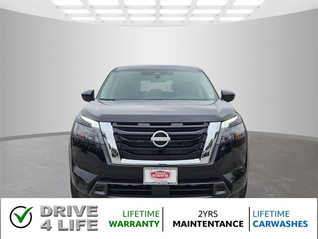 2025 Nissan Pathfinder S