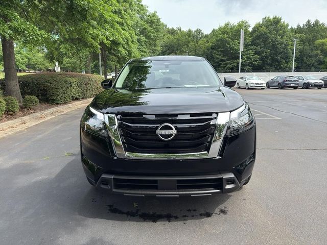 2025 Nissan Pathfinder S