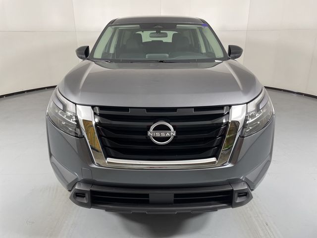 2025 Nissan Pathfinder S