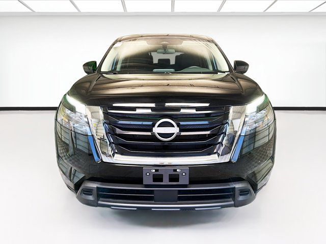 2025 Nissan Pathfinder S