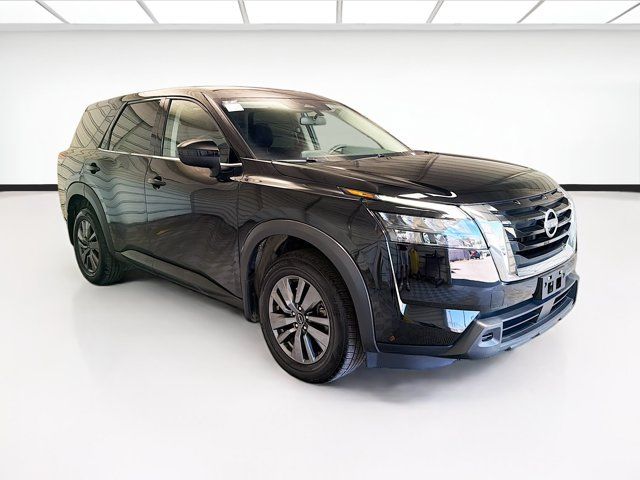 2025 Nissan Pathfinder S