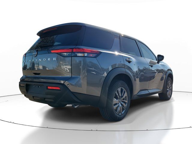 2025 Nissan Pathfinder S