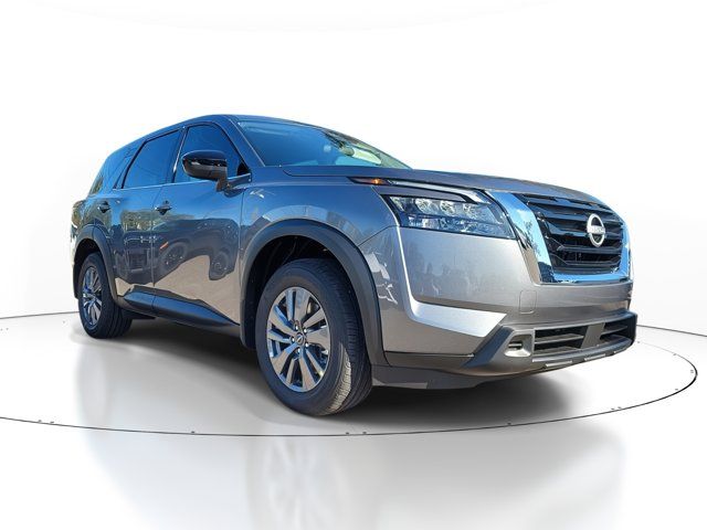 2025 Nissan Pathfinder S