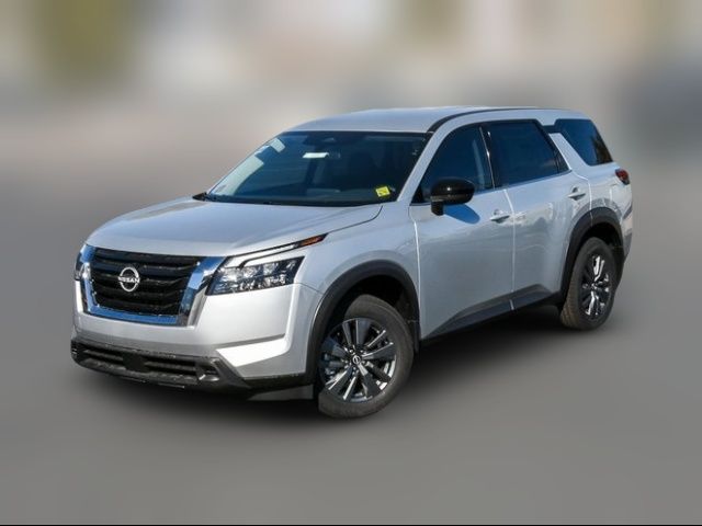 2025 Nissan Pathfinder S