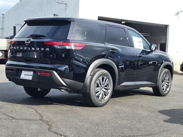 2025 Nissan Pathfinder S