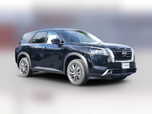 2025 Nissan Pathfinder S