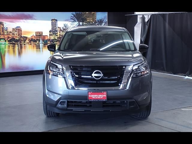 2025 Nissan Pathfinder S