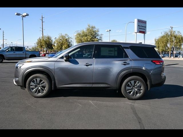 2025 Nissan Pathfinder S