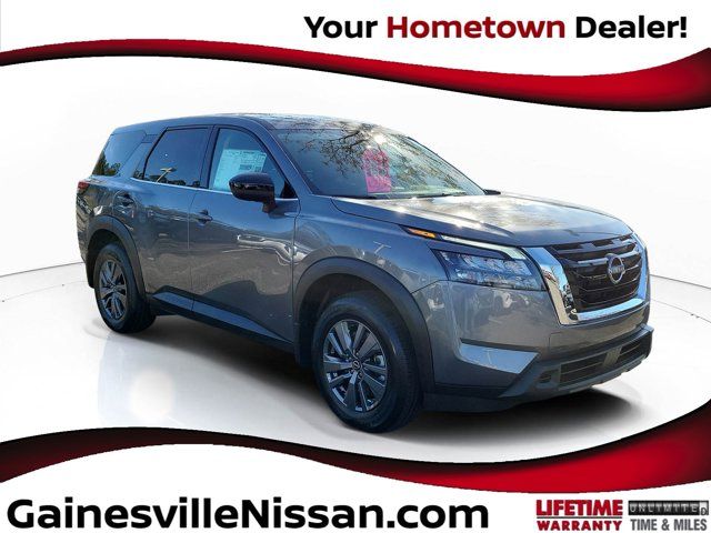 2025 Nissan Pathfinder S
